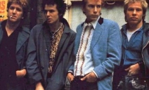 Фильм-биография о известном рок певце группы Sex Pistols